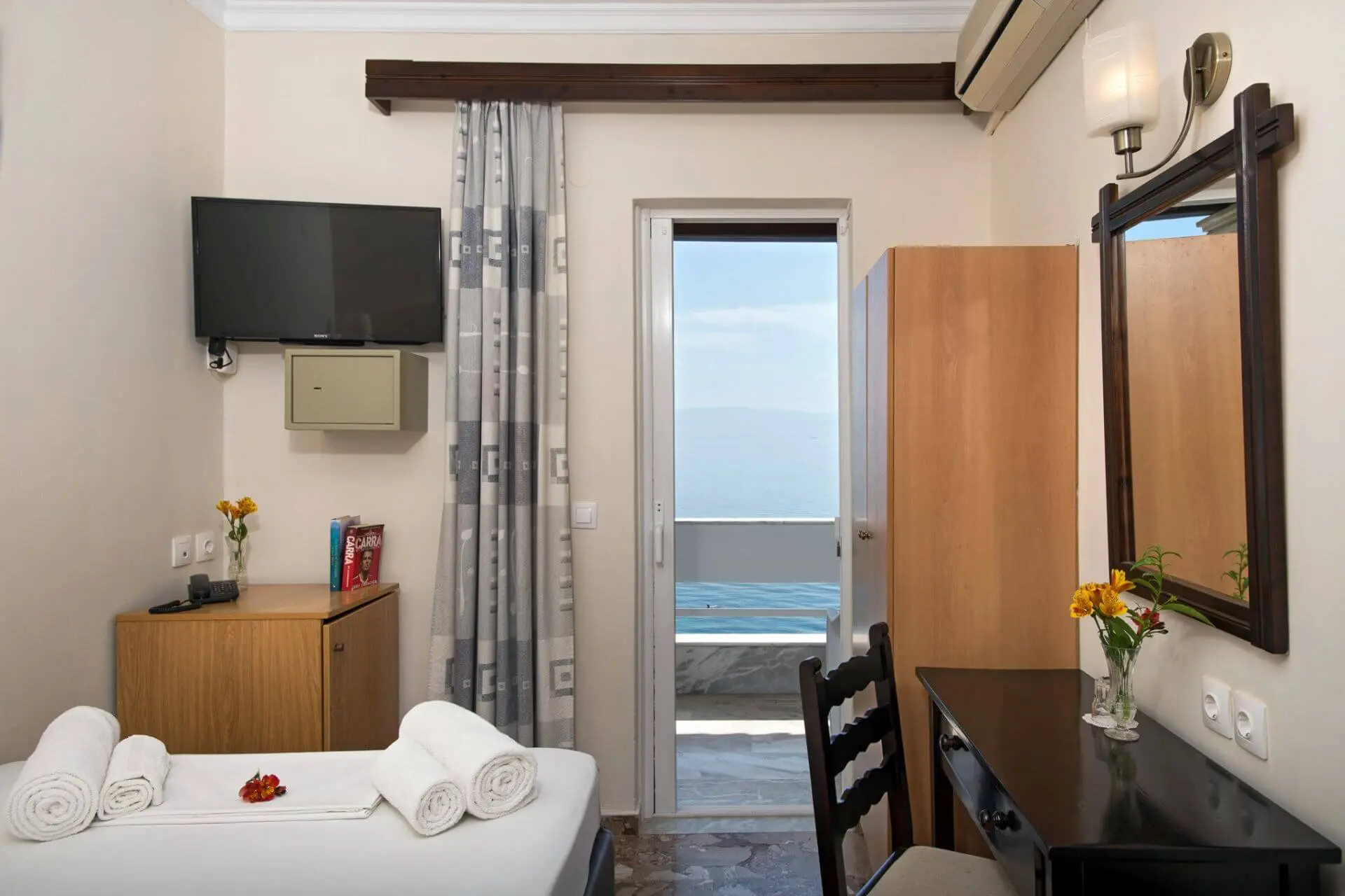 Single Sea View Room at Hotel Kaiser Bridge